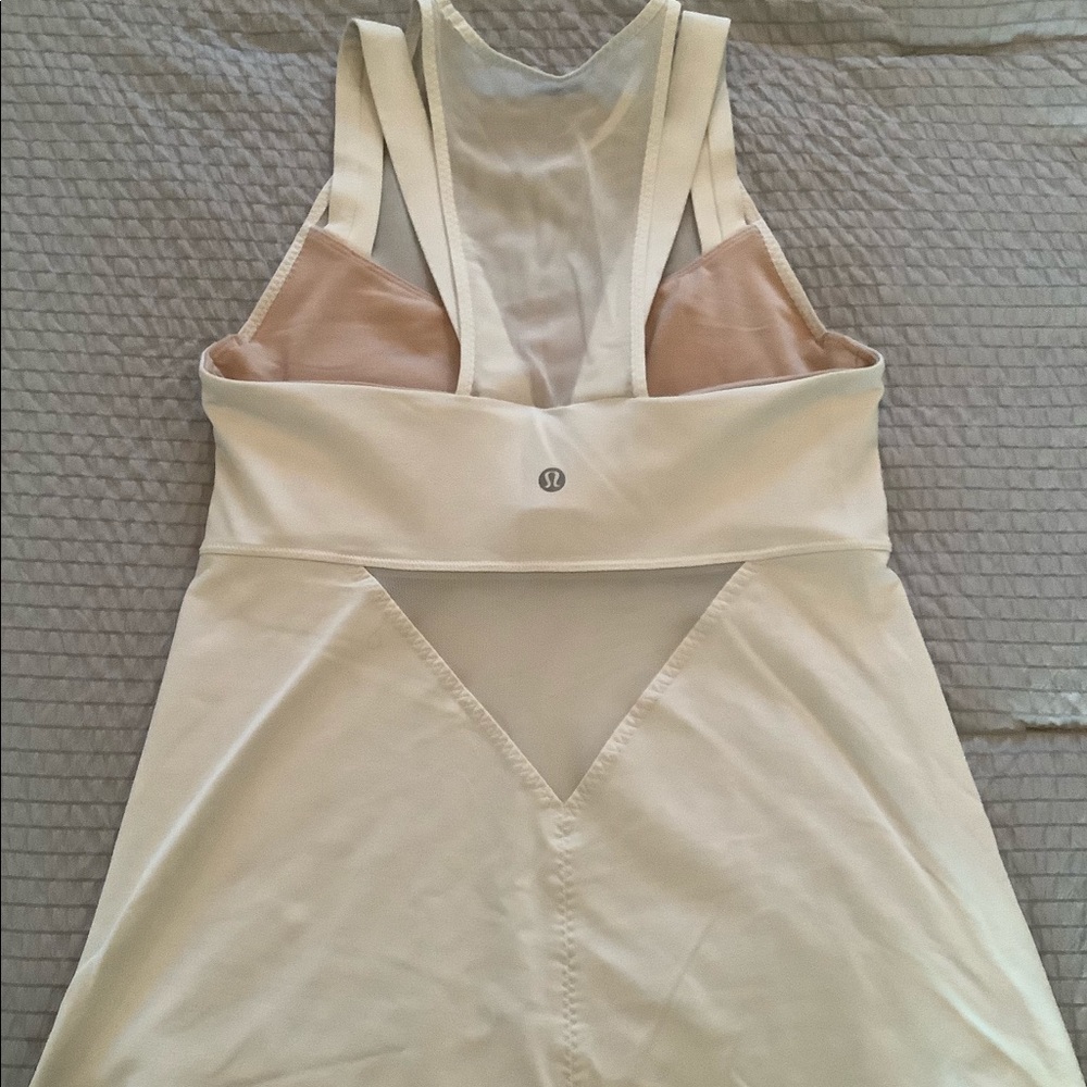Lululemon tank